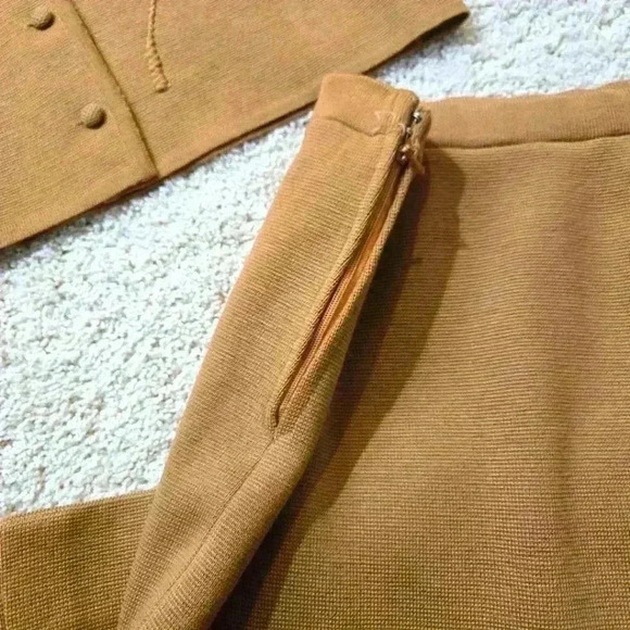 Vintage Women Knitted Blouse and Skirt 100% Wool Custom-Made in Vienna Sz44Eu - Picture 13 of 14